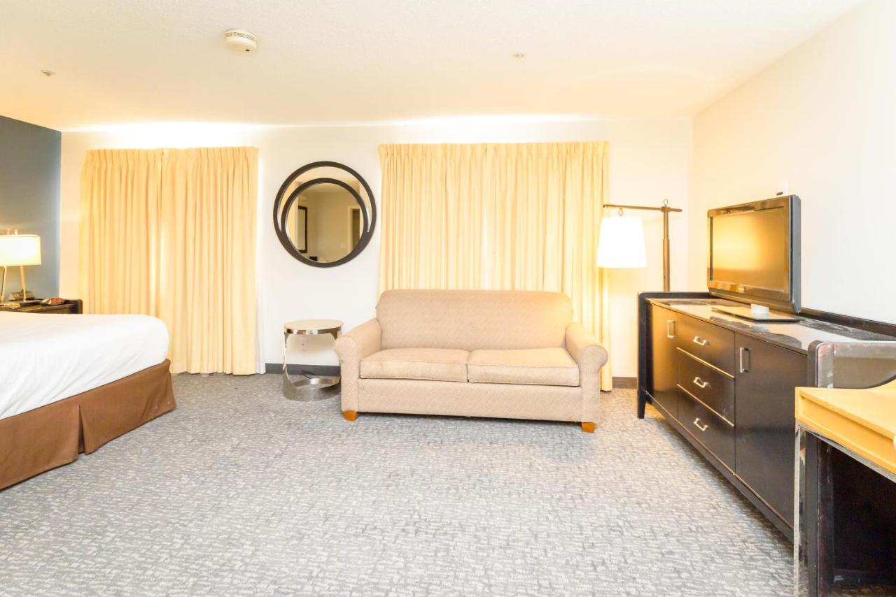 Philadelphia Suites At Airport - An Extended Stay Hotel Buitenkant foto