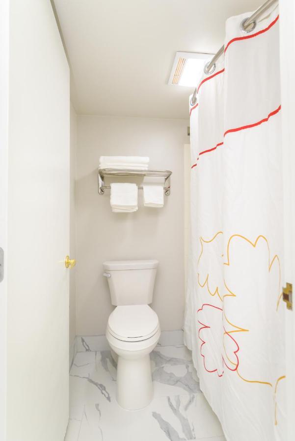Philadelphia Suites At Airport - An Extended Stay Hotel Buitenkant foto
