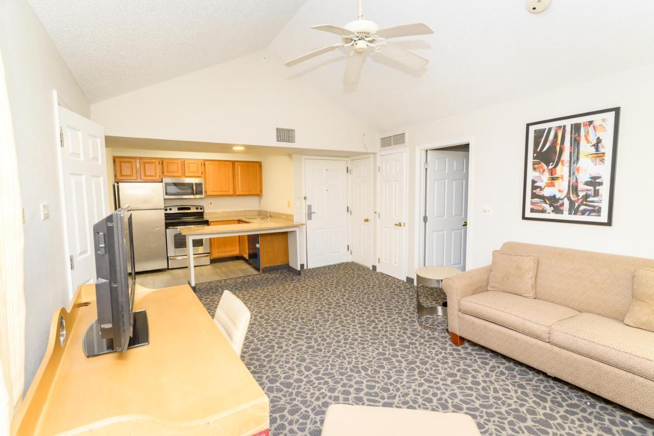 Philadelphia Suites At Airport - An Extended Stay Hotel Buitenkant foto