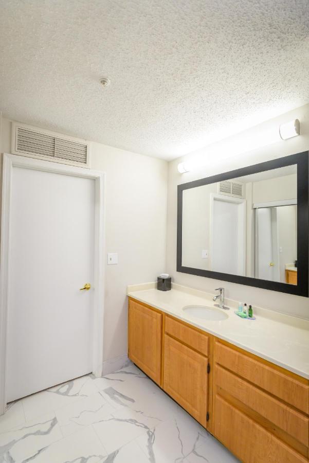 Philadelphia Suites At Airport - An Extended Stay Hotel Buitenkant foto